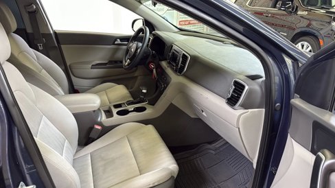 Used 2017 Kia Sportage LX image 15