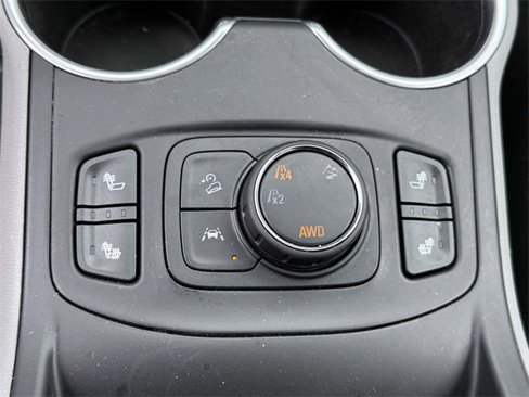 Used 2021 GMC Terrain SLE w/ Driver Convenience Package image 8