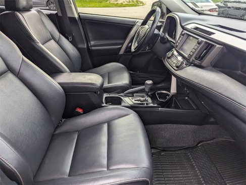 Used 2018 Toyota RAV4 Limited image 13