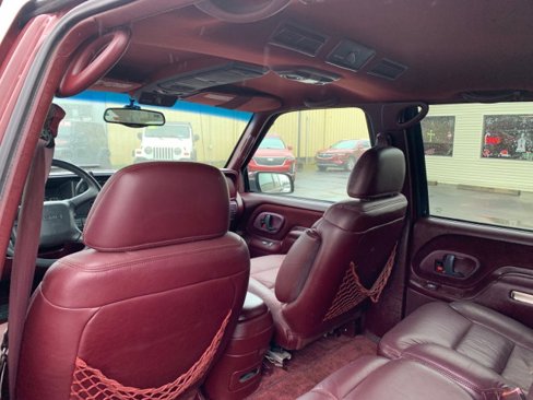 Used 1998 GMC Yukon 4WD 4-Door w/ Marketing Opt Pkg 5 image 13