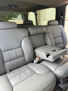Used 1999 GMC Suburban 2WD w/ Marketing Opt Pkg 3 image 17
