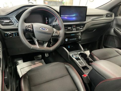 Used 2023 Ford Escape ST-Line w/ Tech Pack #1 image 9