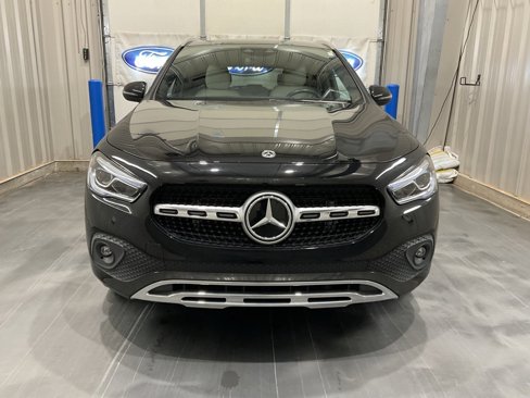 Used 2021 Mercedes-Benz GLA 250 4MATIC image 2