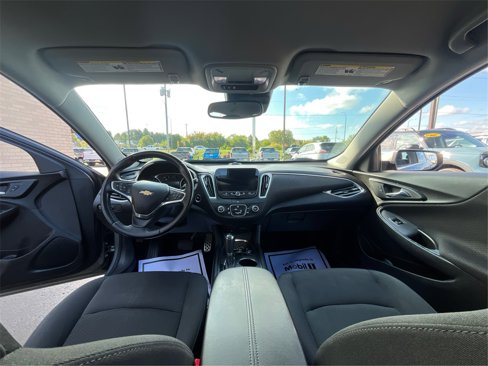 Used 2017 Chevrolet Malibu LT w/ Driver Confidence Package image 23