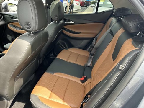 Used 2021 Buick Encore GX Essence w/ Advanced Technology Package image 12