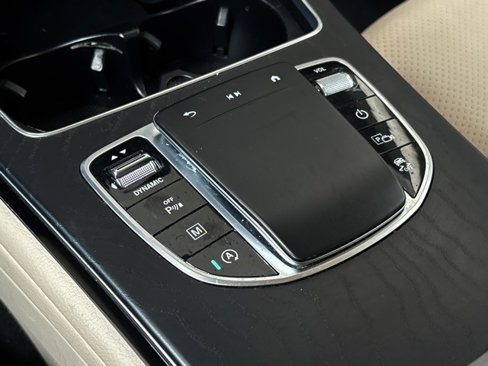 Used 2022 Mercedes-Benz GLC 300 4MATIC image 16