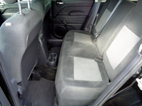 Used 2017 Jeep Patriot Sport image 6