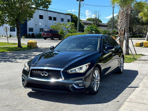 Used 2018 INFINITI Q50 Luxe image 1