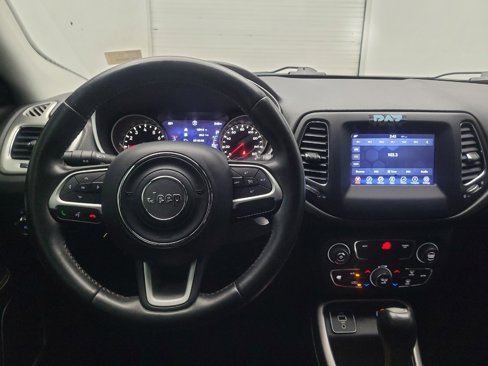 Used 2018 Jeep Compass Latitude w/ Popular Equipment Group image 22