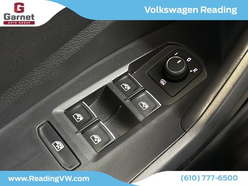 Certified 2024 Volkswagen Jetta Sport image 23