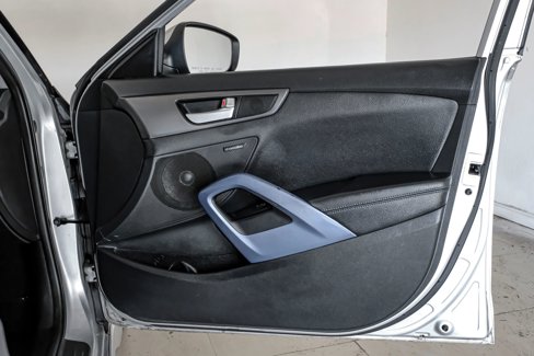 Used 2013 Hyundai Veloster Turbo image 38