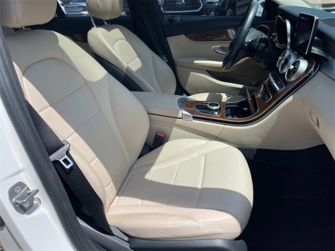 Used 2017 Mercedes-Benz C 300 Sedan image 38