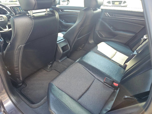 Used 2018 Honda Accord Sport image 36