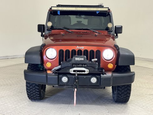 Used 2014 Jeep Wrangler Unlimited Rubicon w/ Max Tow Package image 4