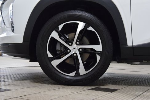 Certified 2024 Chevrolet Trax RS w/ Driver Confidence Package image 26