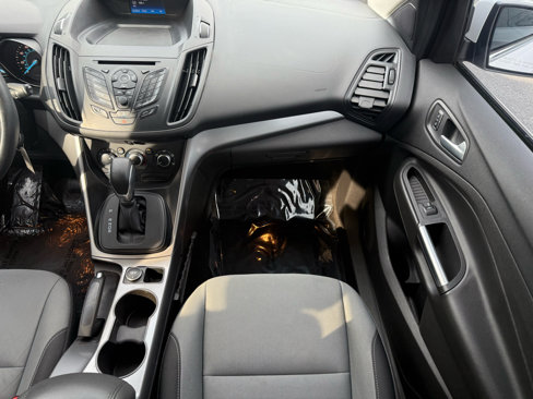 Used 2016 Ford Escape SE image 23