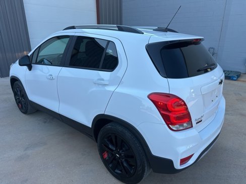 Used 2020 Chevrolet Trax LT w/ Redline Edition image 5