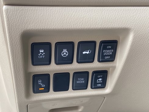 Used 2017 Nissan Pathfinder SL w/ SL Tech Package image 17