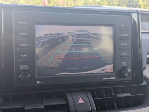 Used 2021 Toyota RAV4 XLE image 23