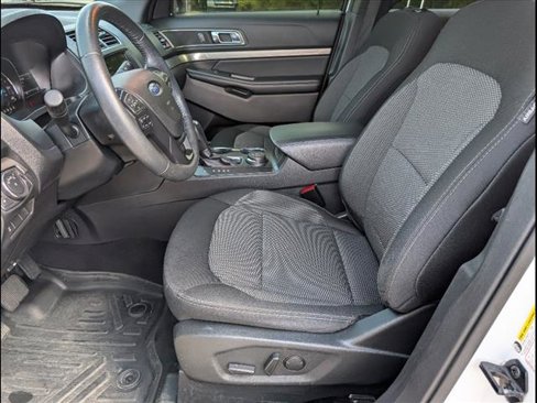 Used 2019 Ford Explorer XLT w/ Equipment Group 201A image 13