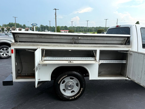 Used 2005 Ford F350 XL image 13