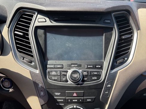 Used 2014 Hyundai Santa Fe Sport 2.0T w/ Navigation Package 06 image 22