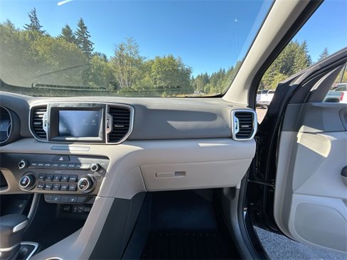 Used 2018 Kia Sportage LX w/ LX Popular Package image 27