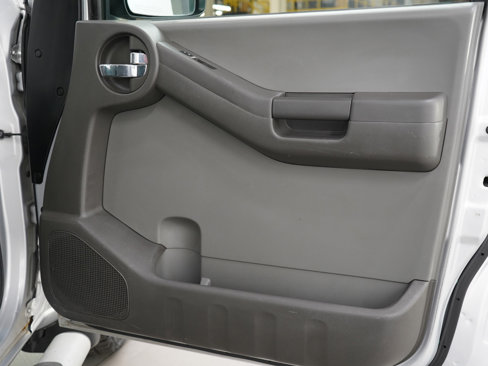 Used 2009 Nissan Xterra S w/ X Gear Pkg image 9