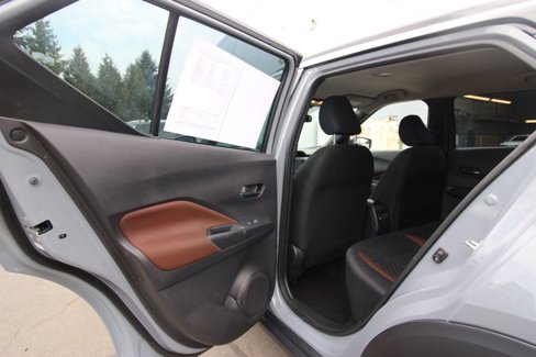 Used 2023 Nissan Kicks SR image 26