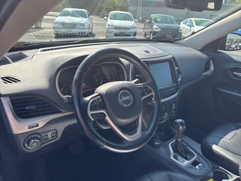 Used 2014 Jeep Cherokee Limited image 12