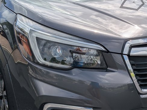 Used 2021 Subaru Forester Limited w/ Popular Package #3 image 9