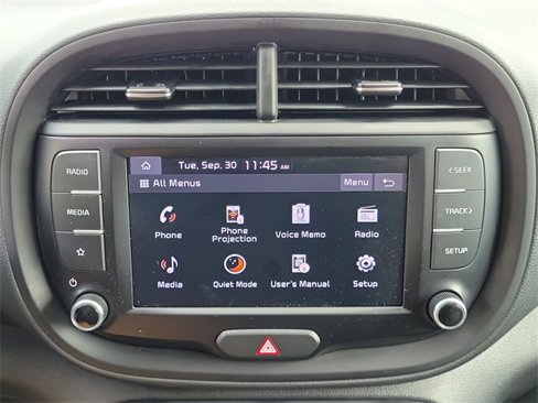 Certified 2022 Kia Soul LX w/ Technology Package image 21