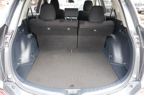 Used 2018 Toyota RAV4 XLE image 35