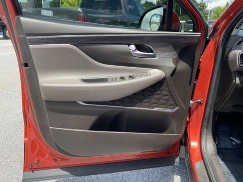 Used 2019 Hyundai Santa Fe SEL image 19