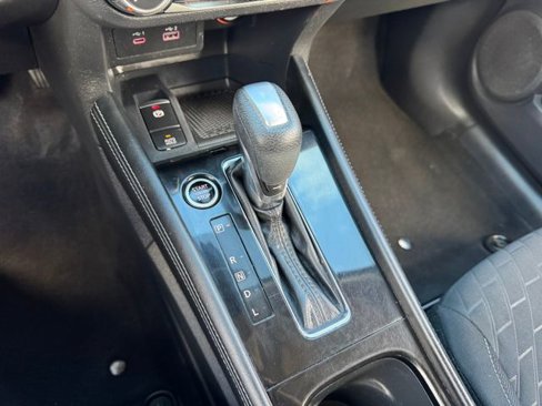 Used 2023 Nissan Kicks SV image 15