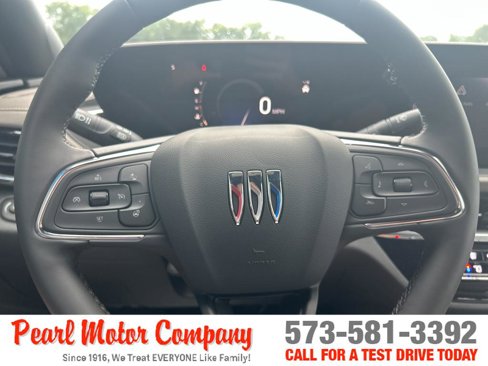 New 2026 Buick Envista Avenir image 13