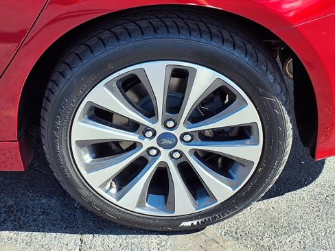 Used 2020 Ford Fusion SE image 24