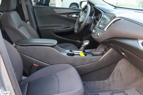 Used 2024 Chevrolet Malibu LT image 14