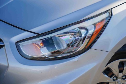 Used 2017 Hyundai Accent SE image 2