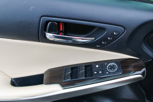 Used 2014 Lexus IS 350 w/ Luxury Package w/Brown Wood image 20