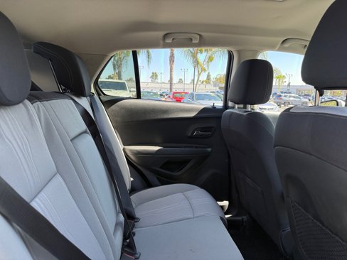 Used 2015 Chevrolet Trax LT w/ LPO, Protection Package image 17