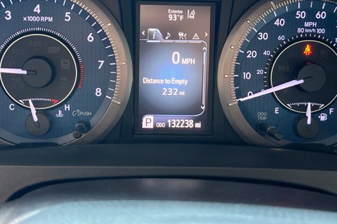 Used 2018 Toyota Sienna LE image 30