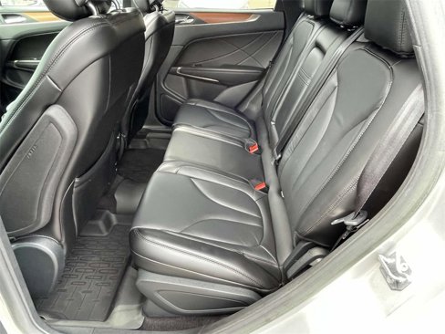 Used 2018 Lincoln MKC Reserve image 13