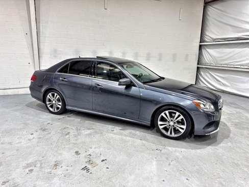 Used 2014 Mercedes-Benz E 350 Sedan image 5