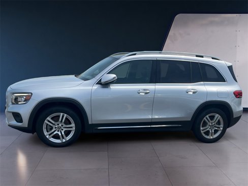 Certified 2021 Mercedes-Benz GLB 250 4MATIC w/ Premium Package image 2