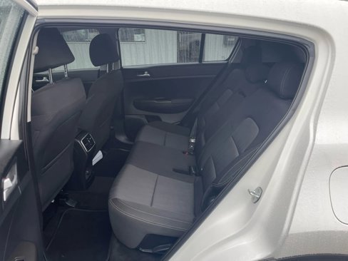 Used 2021 Kia Sportage LX image 14