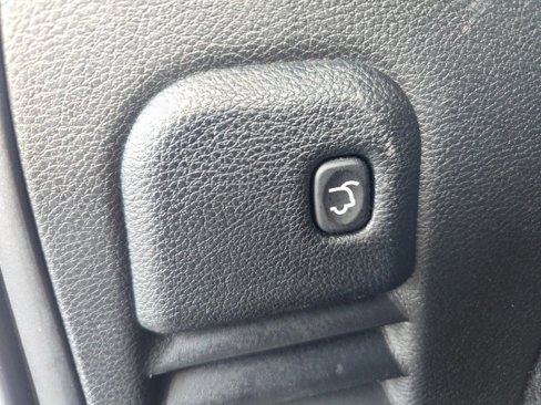 Used 2020 Jeep Grand Cherokee Limited X image 31