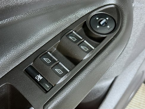 Used 2016 Ford Escape Titanium w/ Equipment Group 301A image 18