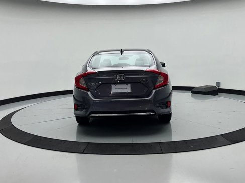 Used 2019 Honda Civic EX image 8