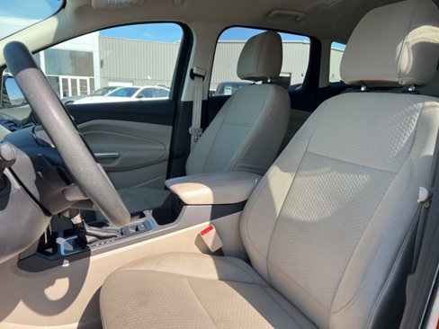 Used 2017 Ford Escape SE w/ Equipment Group 201A image 14